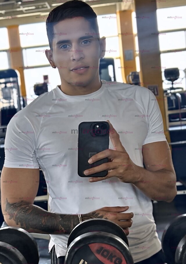 FOTOS DE MACHO EXTRANJERO DE 22CM CON GANAS DE PARTIRTE EL ANO