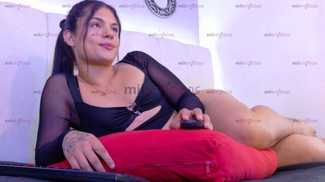 FOTOS DE AMORE CHICA TRANS SEXY FEMENINA TIERNA DISPONIBLE