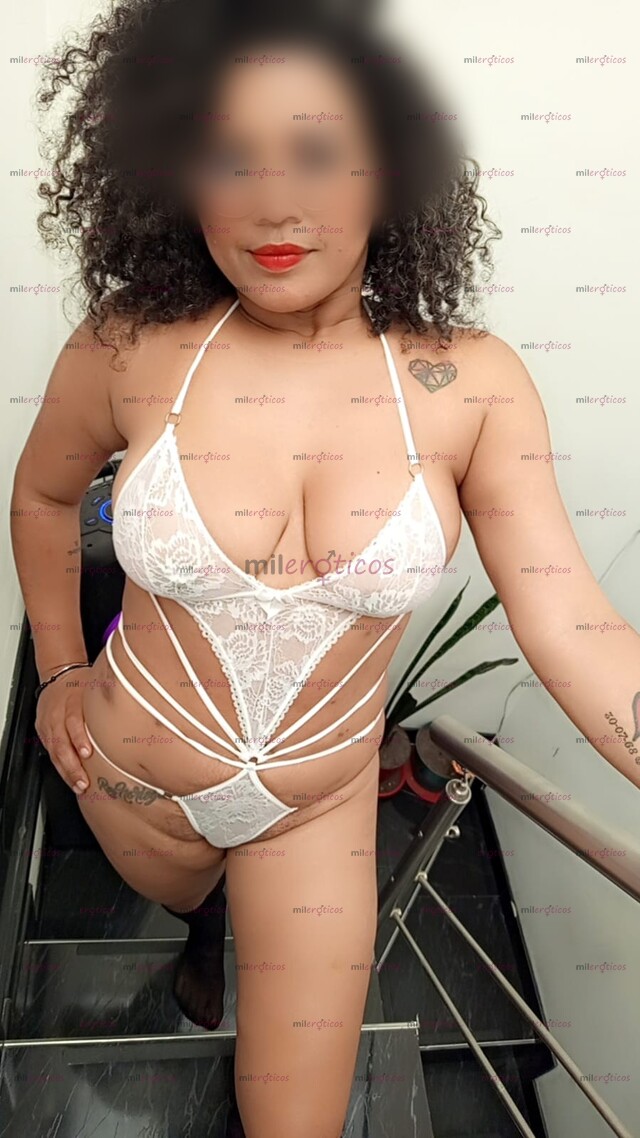 FOTOS DE CHOCA RICA Y APRERADITA VEN COMETE A ESTA MORENA LUJUTIENTA APAGA ESTE FUEGO