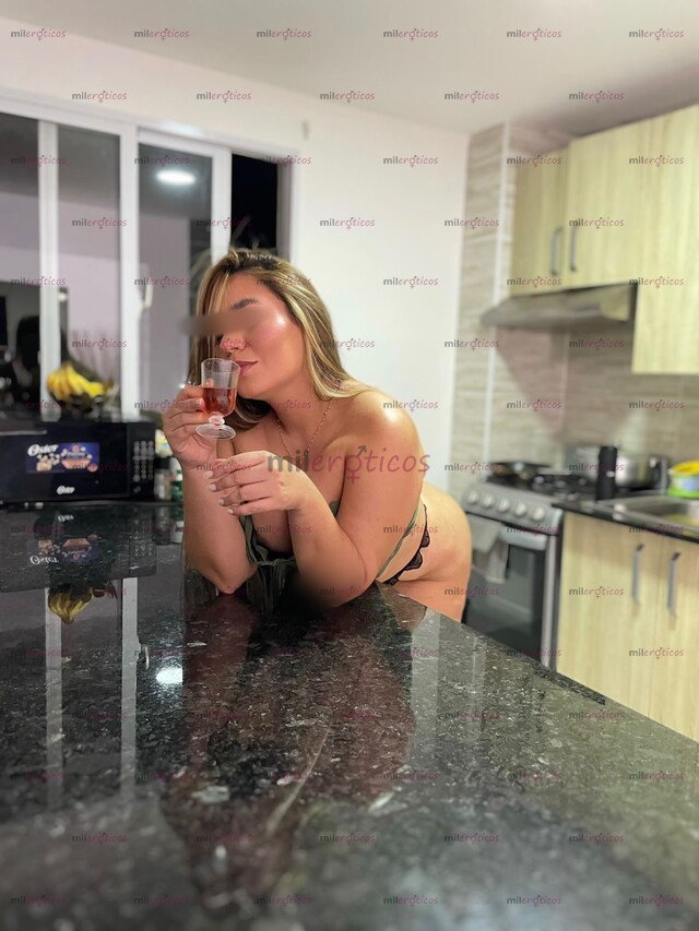 FOTOS DE NUEVA EN TU CIUDAD RICA PAISA MONA CON CHUPADERA CON GANAS DE MUCHO SEXO