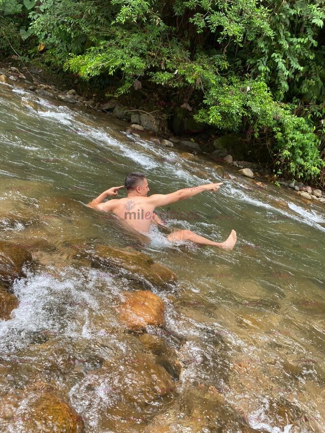 FOTOS DE PARCHADO, RELAJADO , RESPETUOSO, ME GUSTA VIAJAR Y CONOCER LUGARES NUEVOS