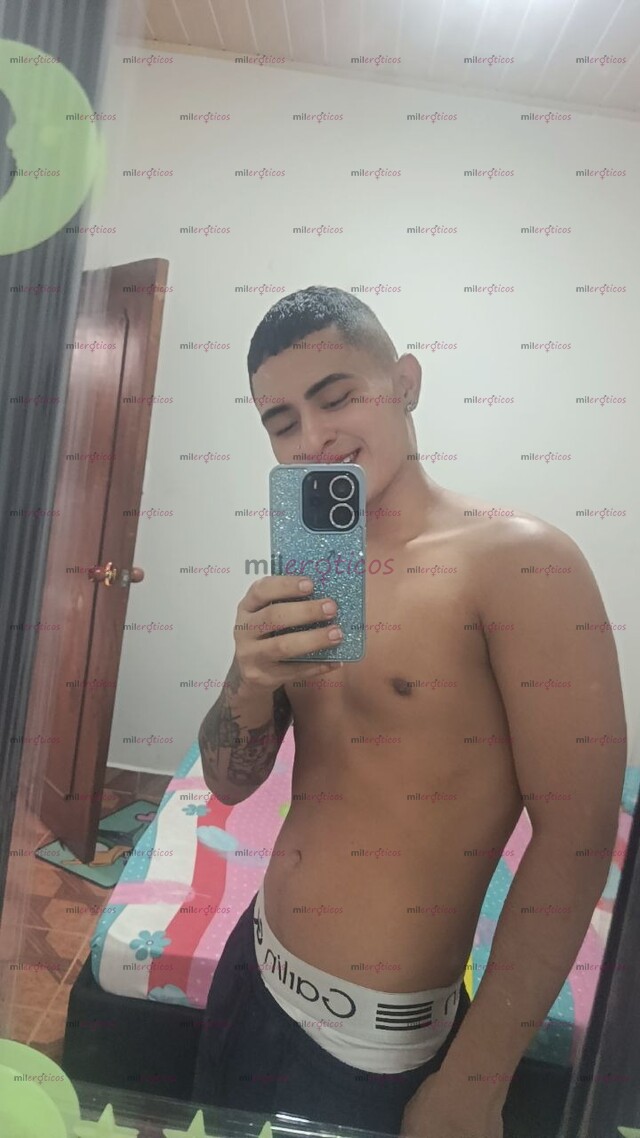 FOTOS DE EL HOMBRE QUE ESTABAS BUSCANDO... LISTO PARA CUMPLIR TUS FANTASÍAS