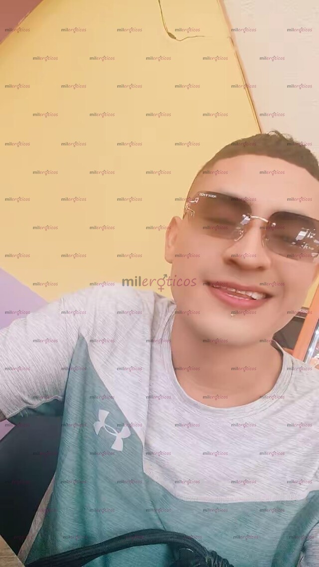 FOTOS DE EL HOMBRE QUE ESTABAS BUSCANDO... LISTO PARA CUMPLIR TUS FANTASÍAS
