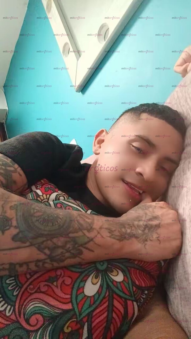 FOTOS DE EL HOMBRE QUE ESTABAS BUSCANDO... LISTO PARA CUMPLIR TUS FANTASÍAS