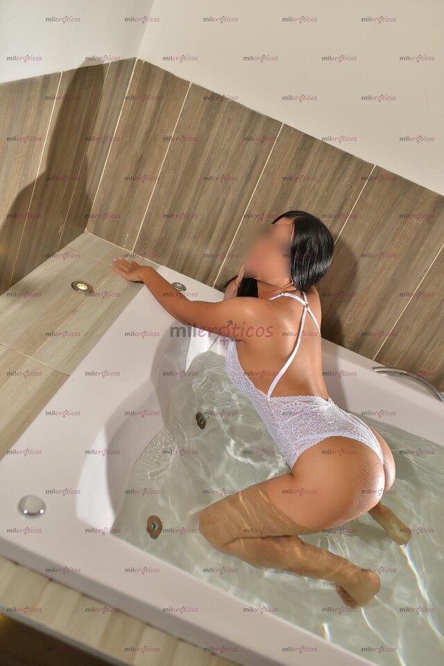 FOTOS DE DULCE, PELINEGRA Y MORENA ARDIENTE, ME ENCANTA COMPLACER Y CONSENTIR