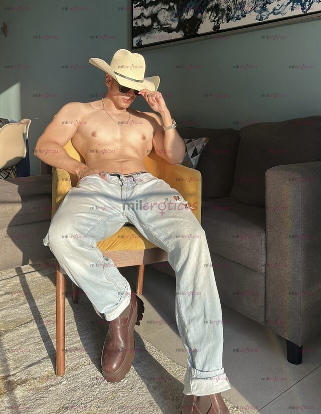 FOTOS DE COWBOY ACTIVO 1.95 ALTO GÜERO SEXY FUERTE VERGA DE 21CM