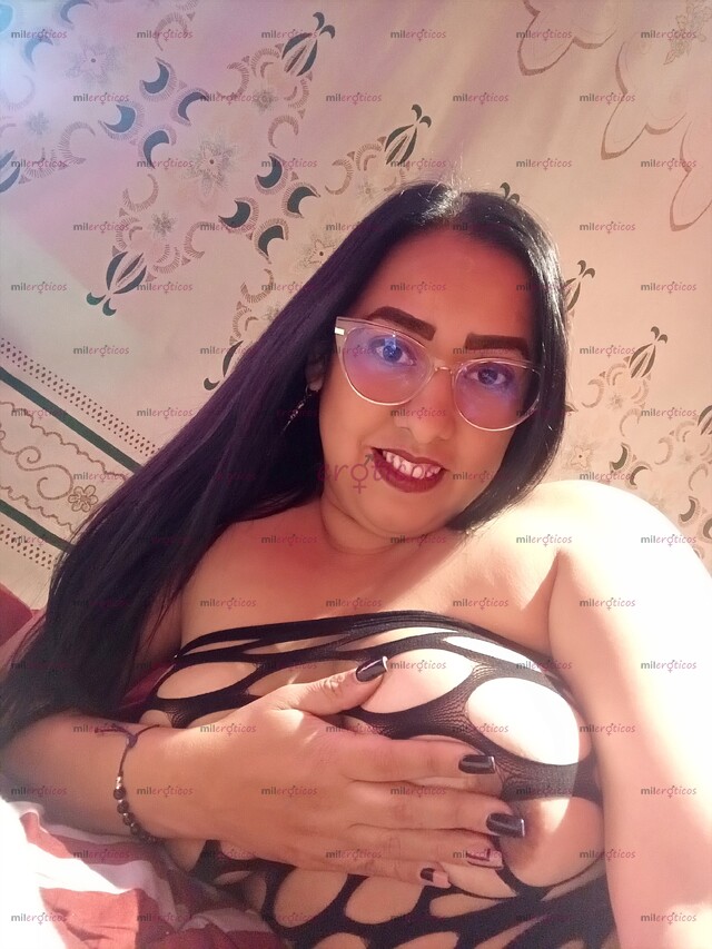FOTOS DE DELICIOSA PELINEGRA BIEN ARRECHA CON GANAS DE CULIAR