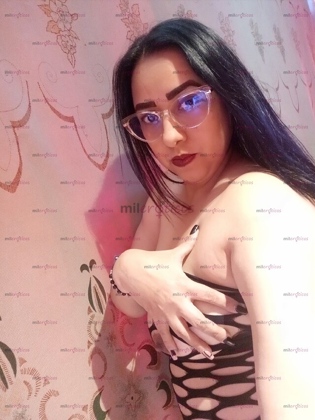 FOTOS DE DELICIOSA PELINEGRA BIEN ARRECHA CON GANAS DE CULIAR