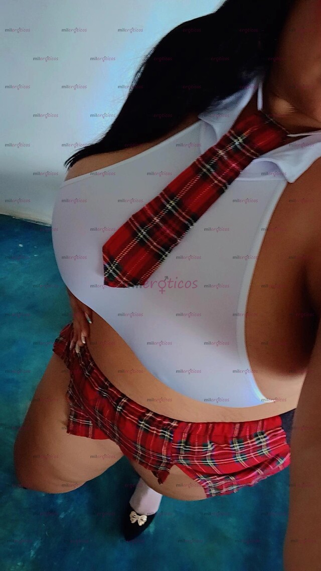 FOTOS DE SOY SUMISA Y COMPLACIENTE PARA TI UNA NIÑA ENCATADORA TROSUDITA PARA TY
