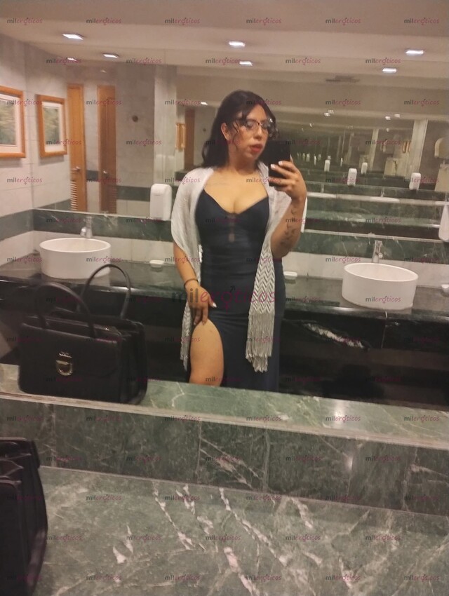 FOTOS DE SOY TRANSEXUL ALTA CABELLO NEGRO DELGADA SEXY TATUADA