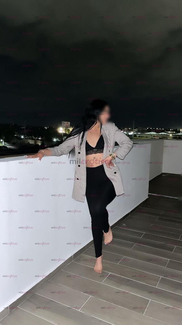FOTOS DE MORENITA .APRETADITA Y DISPUESTA A COMPLACERTE