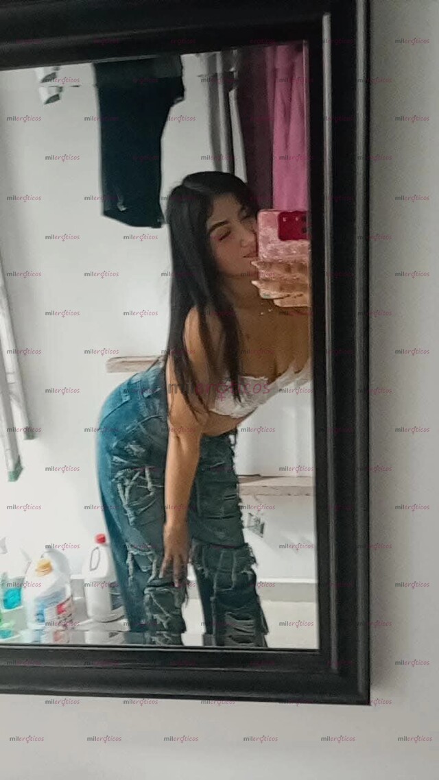 FOTOS DE UNA LINDA DE 20 AÑITOS PIEL MORENA TODO LO QUE NECESITAS