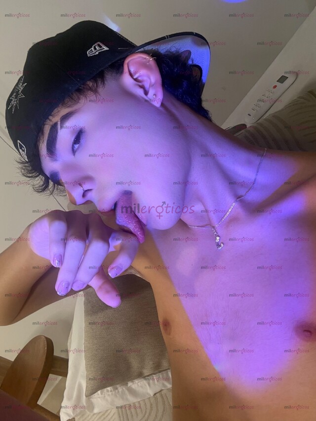 FOTOS DE HOLA, SOY UN CHICO DE 19 AÑOS SÚPER GENIAL Y GENTIL