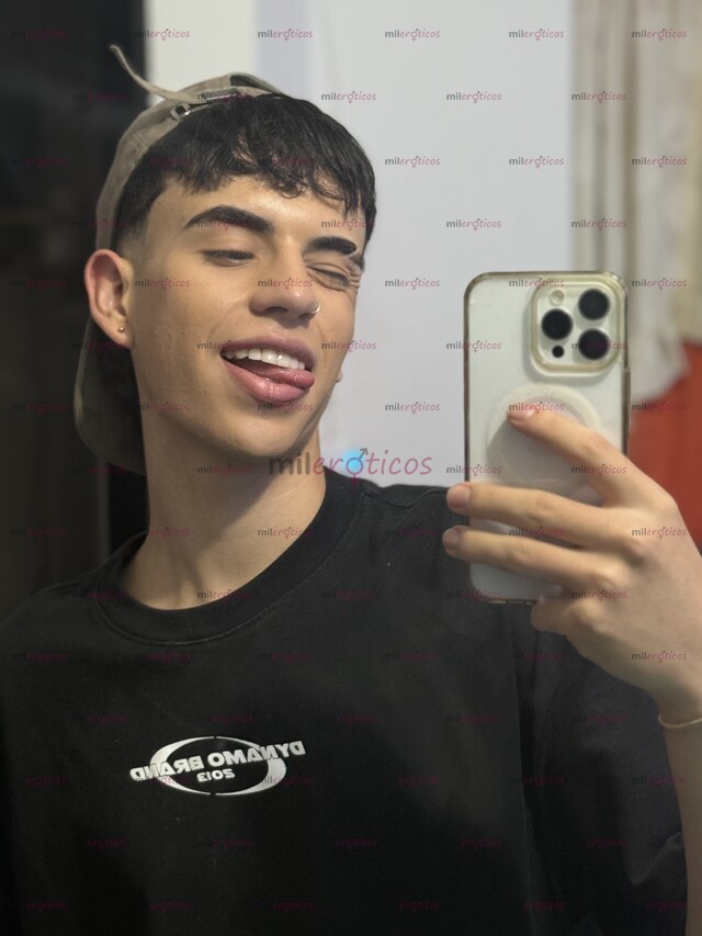 FOTOS DE HOLA, SOY UN CHICO DE 19 AÑOS SÚPER GENIAL Y GENTIL
