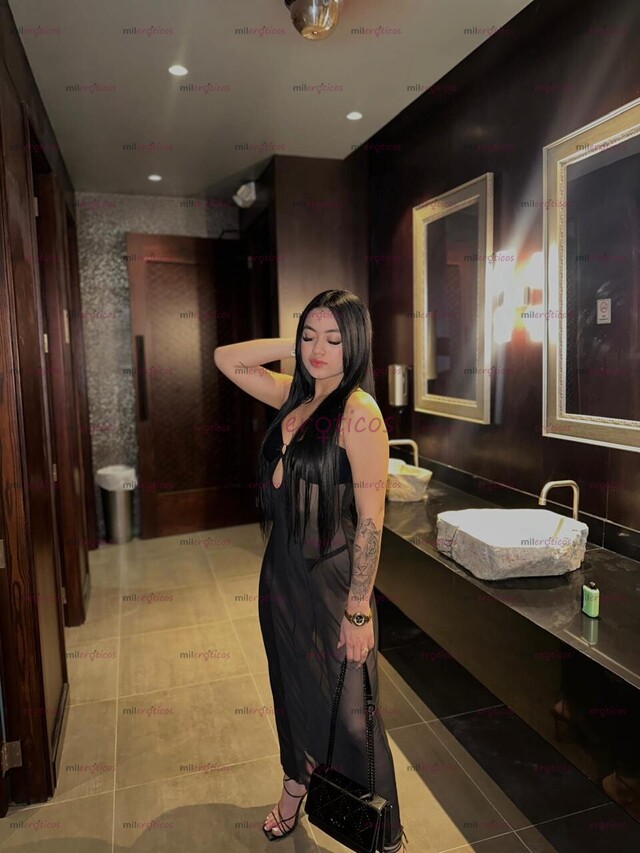 FOTOS DE BRENDA, LISTA PARA COMPLACERTE AMOR, APRETADITA, RICA, CON UN CULOTE AMOR