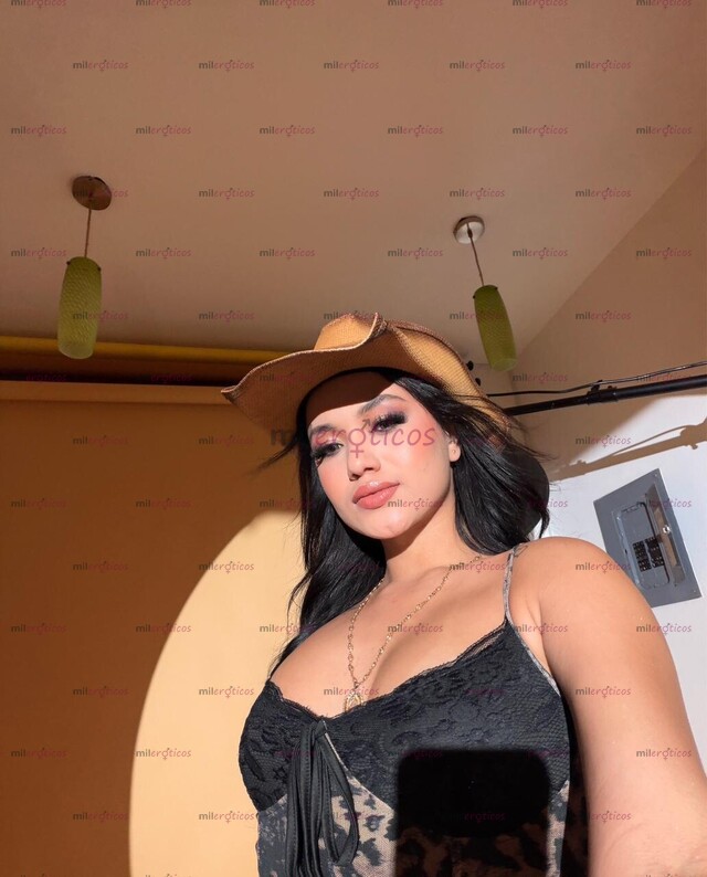FOTOS DE BRENDA, LISTA PARA COMPLACERTE AMOR, APRETADITA, RICA, CON UN CULOTE AMOR