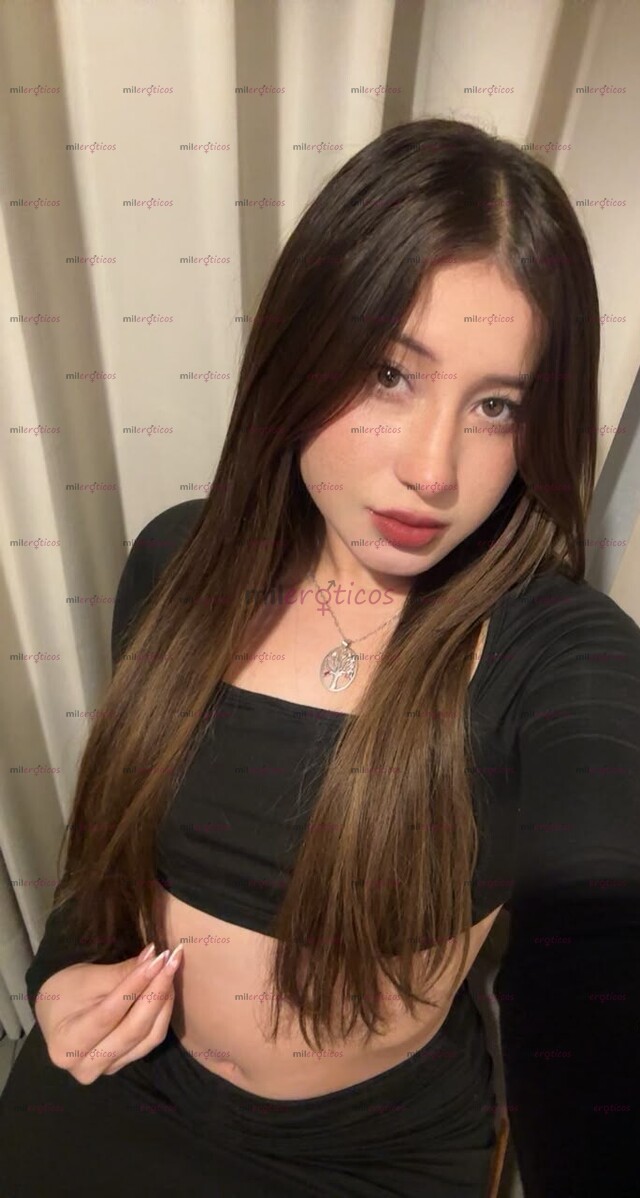 FOTOS DE PRECIOSA CHAPARRITA DELGADITA LLEGANDO PARA CONSENTIRTE Y PASAR UN BUEN MOMENTO
