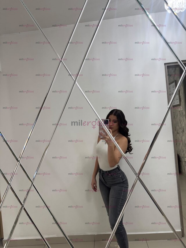 FOTOS DE PRECIOSA CHAPARRITA DELGADITA LLEGANDO PARA CONSENTIRTE Y PASAR UN BUEN MOMENTO