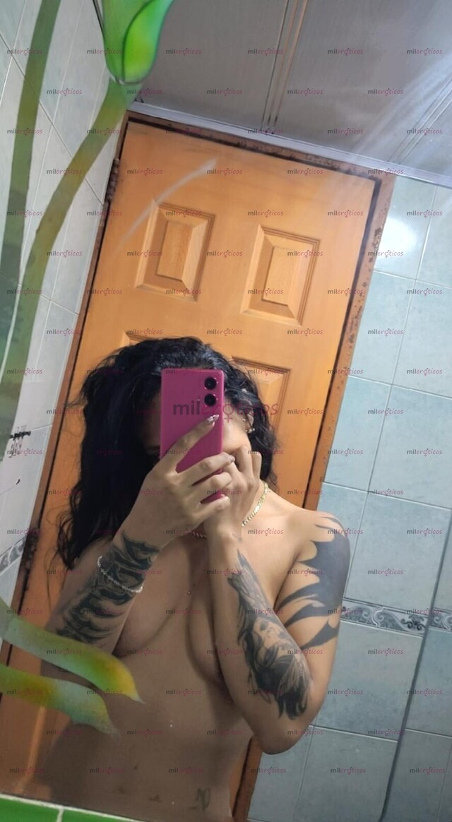FOTOS DE SCARLET MORENA NINFOMANA 21 AÑOS SENOS PARADITOS PELINEGRA
