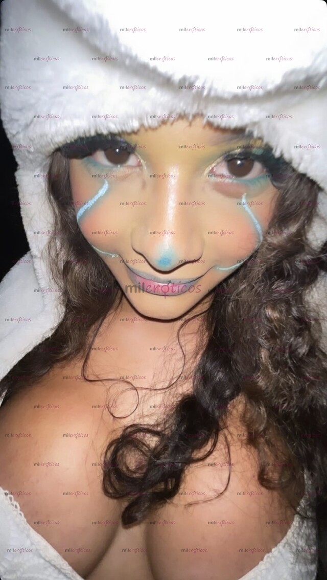 FOTOS DE UNIQUEDOLL SIEMPRE DISPONIBLE PARA CUMPLIR TU MORBO
