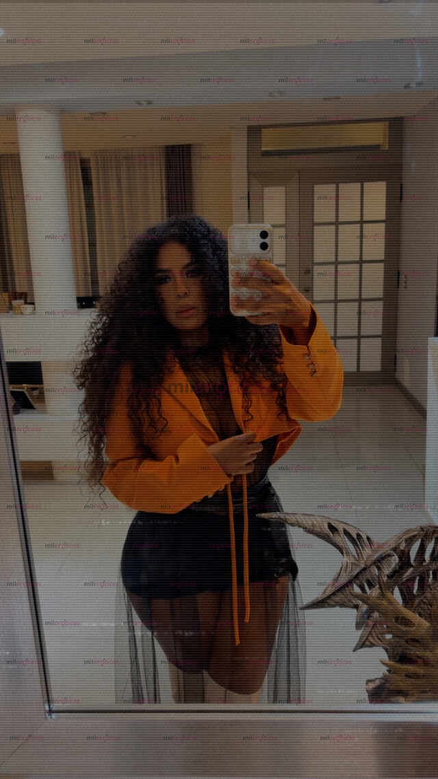 FOTOS DE MORENA LATINA DOMINICANA CABELLO CHINO ESPERANDO POR TI