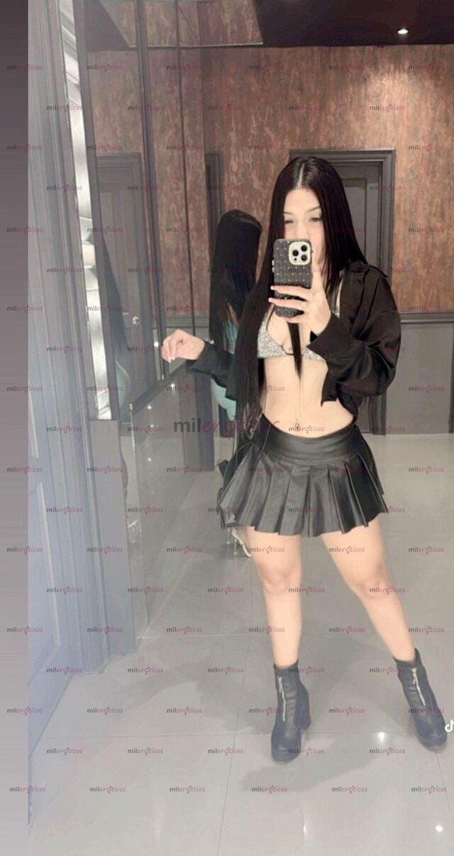 FOTOS DE LLEGÓ TU LINDA Y JOVEN COLOMBIANA CON GANAS DE CONOCER NUEVA EN ESTO.