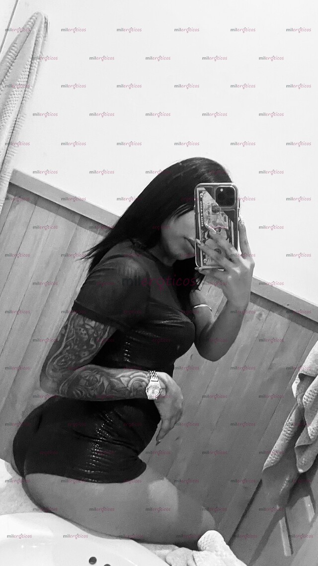FOTOS DE HOLA BEBÉ AQUÍ ESTÁ TU CHIKITICA SENSUAL TATUADA TE HARÉ PASAR UN BUEN MOMENTO