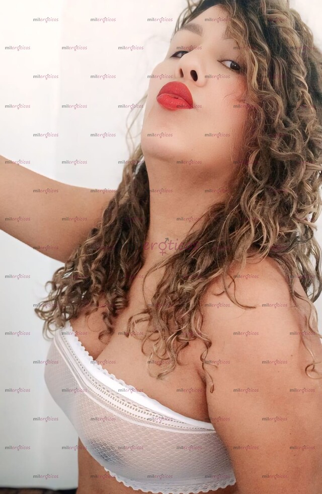 FOTOS DE YESCA MADURITA TETONA PUTONA CON SQUIRT Y FANTASIAS PARA TI PAPI
