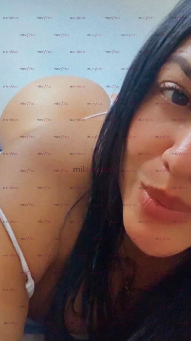 FOTOS DE TATIANA RECIÉN LLEGADA A LA CIUDAD, PELI NEGRA CULO GRANDE Y CON GANAS DE SEXOOO
