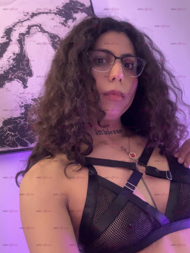 FOTOS DE VEN Y RÓMPELE EL CULO A LA MÁS PUTA MODELO PORNO