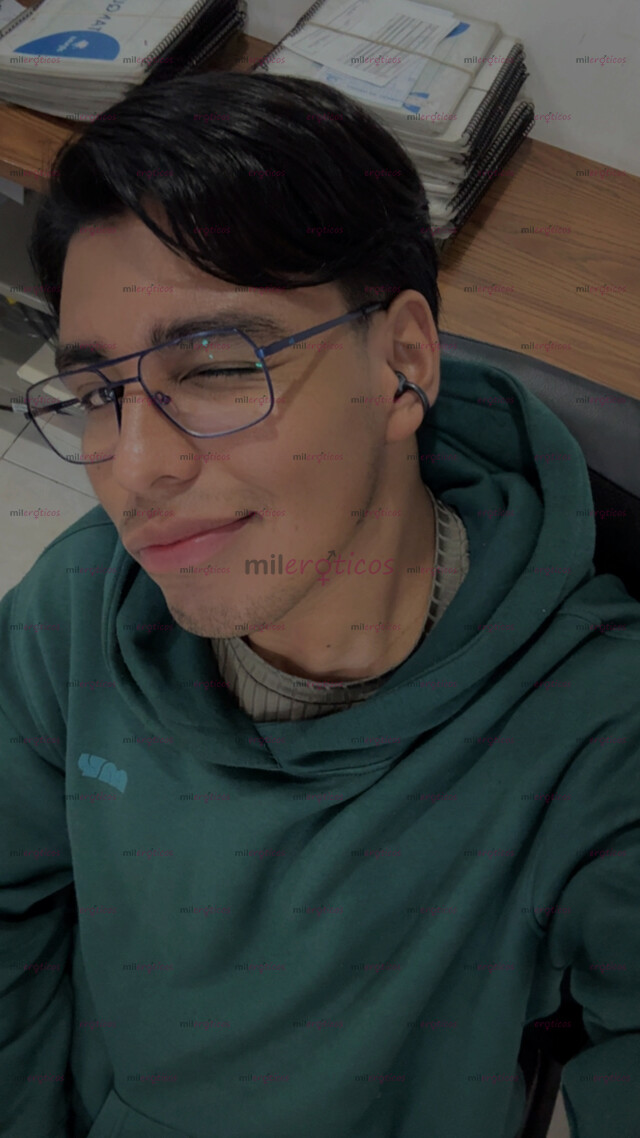 FOTOS DE CHAVO 25 AÑOS DISCRETO, ATENTO Y DISPONIBLE
