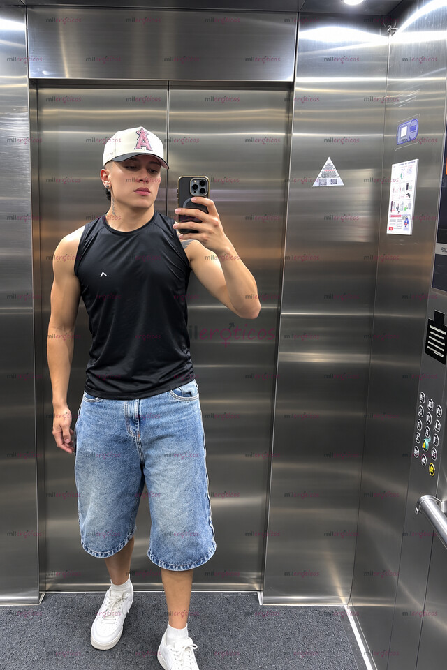 FOTOS DE 1.93M DE PORTE, ACTITUD DE HOMBRE Y ESE TOQUE DE CALLE !!!