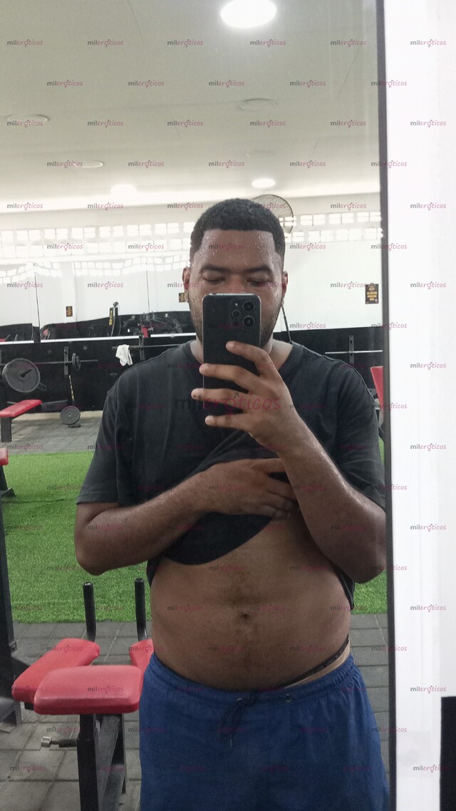 FOTOS DE COSTEÑO DE 28 AÑOS, MORENO, MASCULINO, 1.85 M DE ESTATURA Y DE PRESENCIA IMPONEN