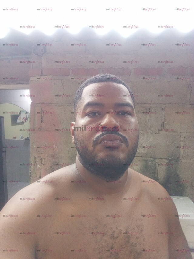 FOTOS DE COSTEÑO DE 28 AÑOS, MORENO, MASCULINO, 1.85 M DE ESTATURA Y DE PRESENCIA IMPONEN