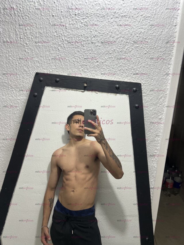 FOTOS DE POLLO DE 21 AÑOS MUY CALIENTE,VERGON Y VARONIL