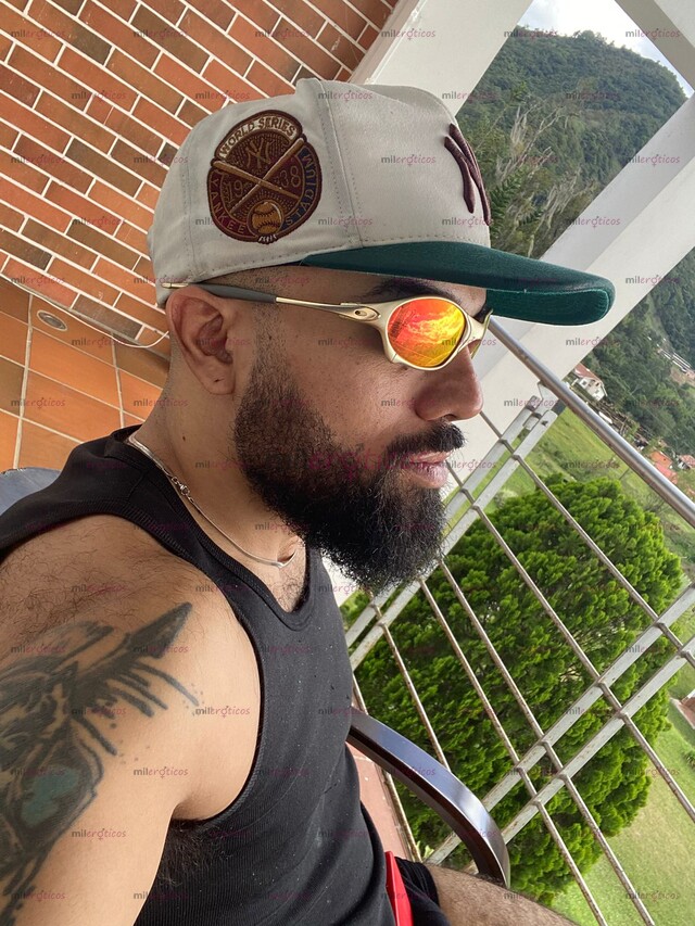 FOTOS DE CHICO ACTIVO BUEN PAQUETE DISPUESTO A COMPLACERTE EN TODO