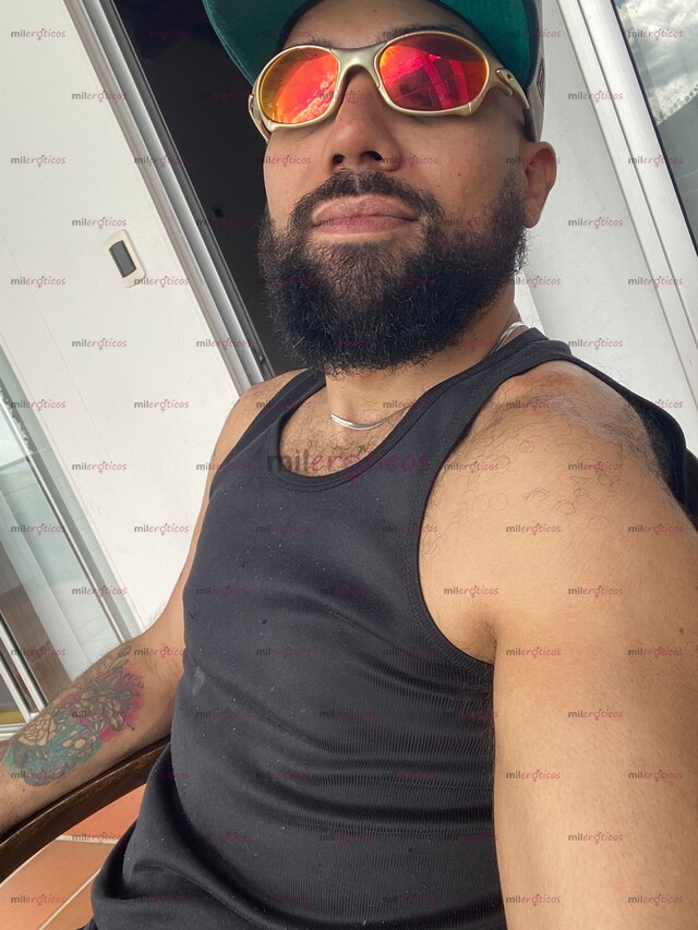 FOTOS DE CHICO ACTIVO BUEN PAQUETE DISPUESTO A COMPLACERTE EN TODO