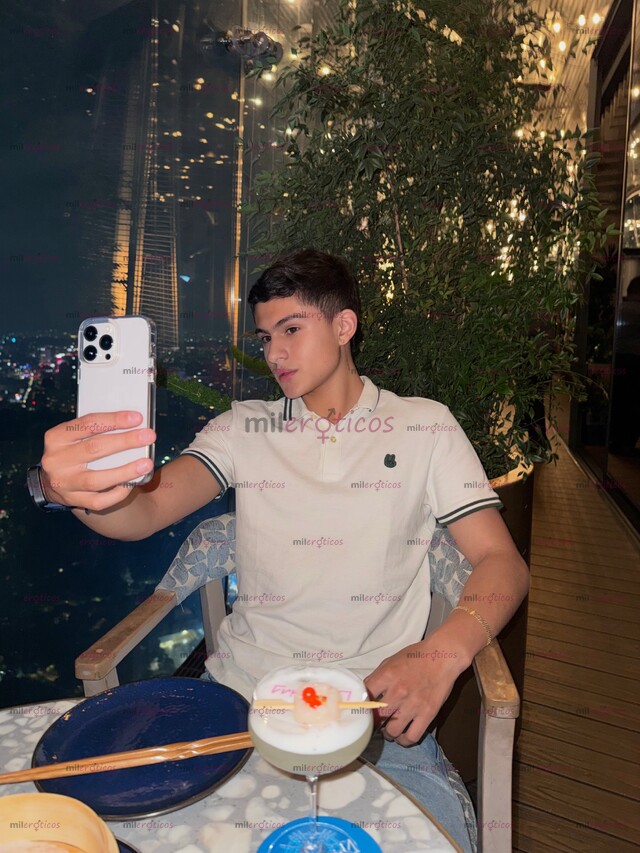 FOTOS DE TWINK CON SITIO BUEN CUERPO Y PENE ADICTO AL SEXO EN TU CIUDAD