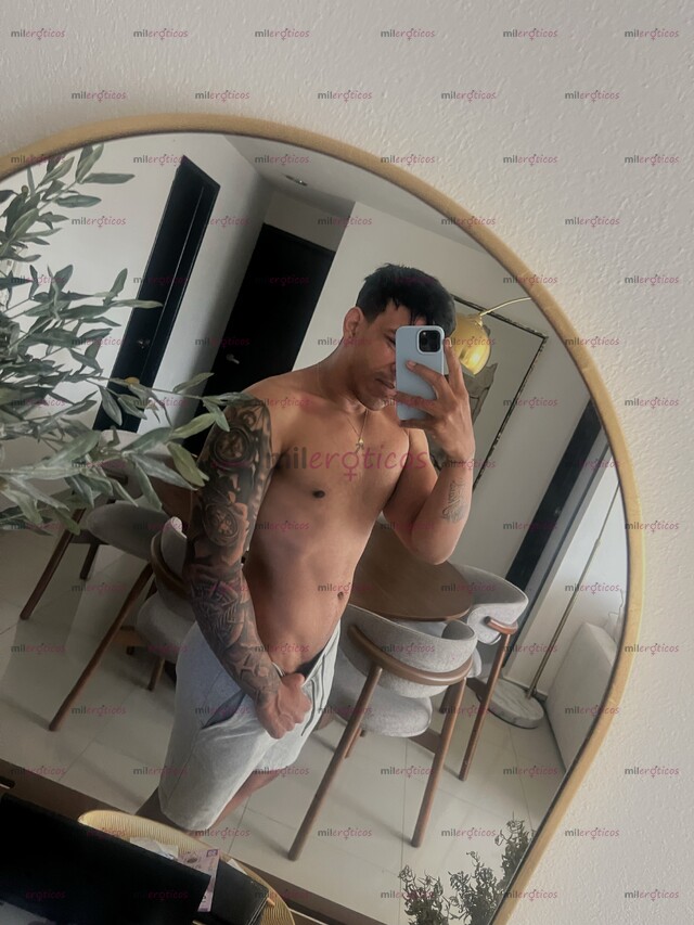 FOTOS DE HOLA, SOY PATRICK, MORENO ALTO Y FUERTE QUE VIENE A COMPLACERTE