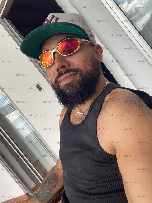 FOTOS DE CHICO ACTIVO BUEN PAQUETE DISPUESTO A COMPLACERTE EN TODO