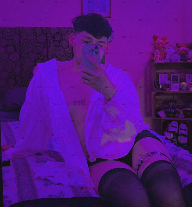FOTOS DE CHICO LINDO, MUY CARIÑOSO Y MUY COMPLACIENTE DISPONIBLE PARA TI