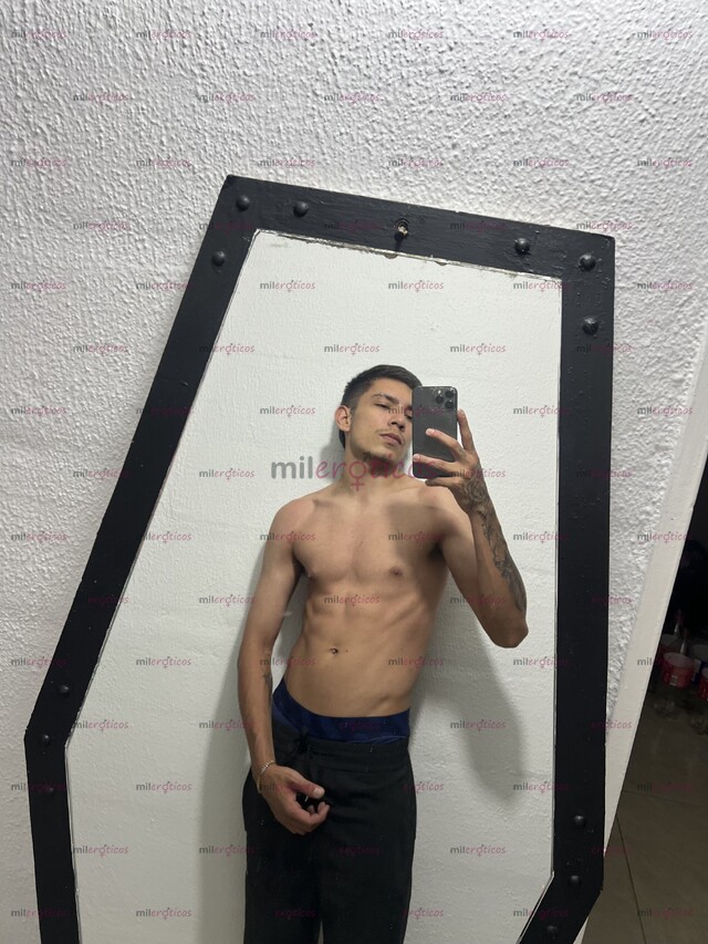 FOTOS DE POLLO MUY CALIENTE, VERGON, ARRECHO Y VARONIL DISPONIBLE 24 7
