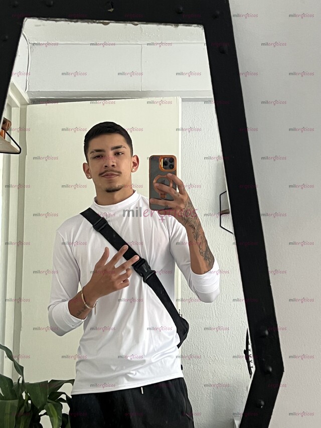 FOTOS DE POLLO MUY CALIENTE, VERGON, ARRECHO Y VARONIL DISPONIBLE 24 7