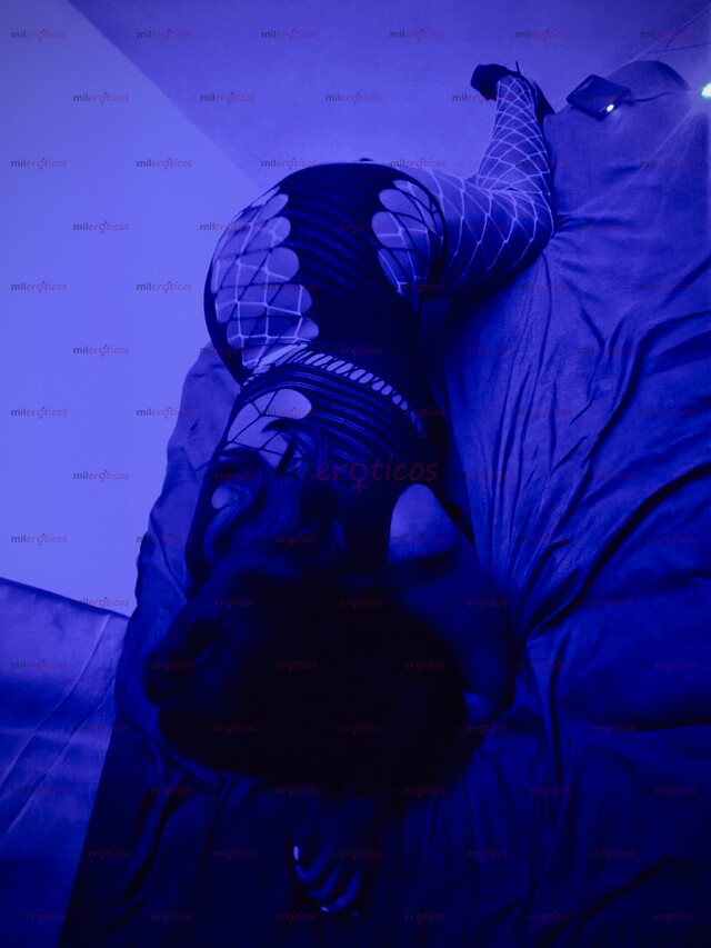 FOTOS DE VANESSA: UNA PRESENCIA IRRESISTIBLE PARA HACER DE TU MOMENTO ALGO ESPECIAL
