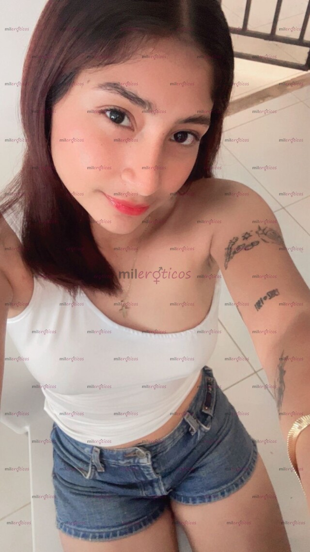 FOTOS DE SOY PEQUEÑAMENTE IRRESISTIBLE Y JIGUETONA JOVEN