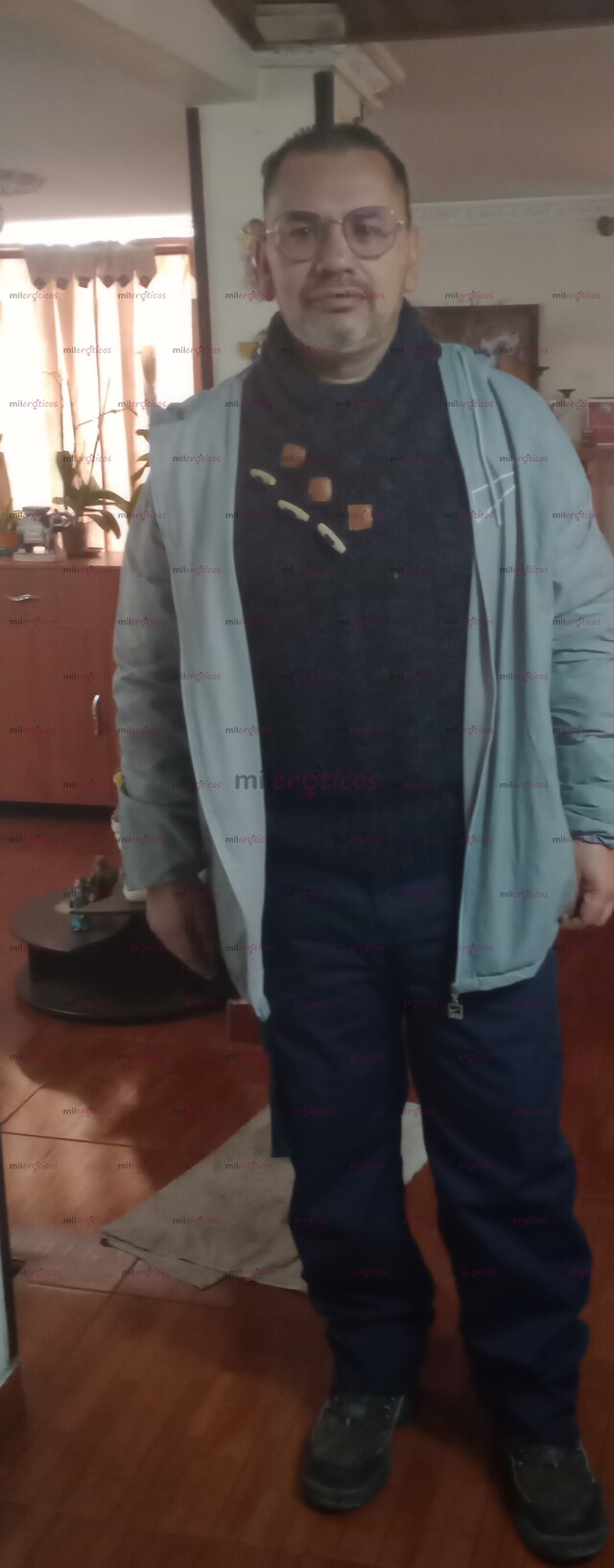 FOTOS DE GIGOLO COMPLACIENTE PARA COMPAÑÍA O SEXO SIN RESTRICCIONES