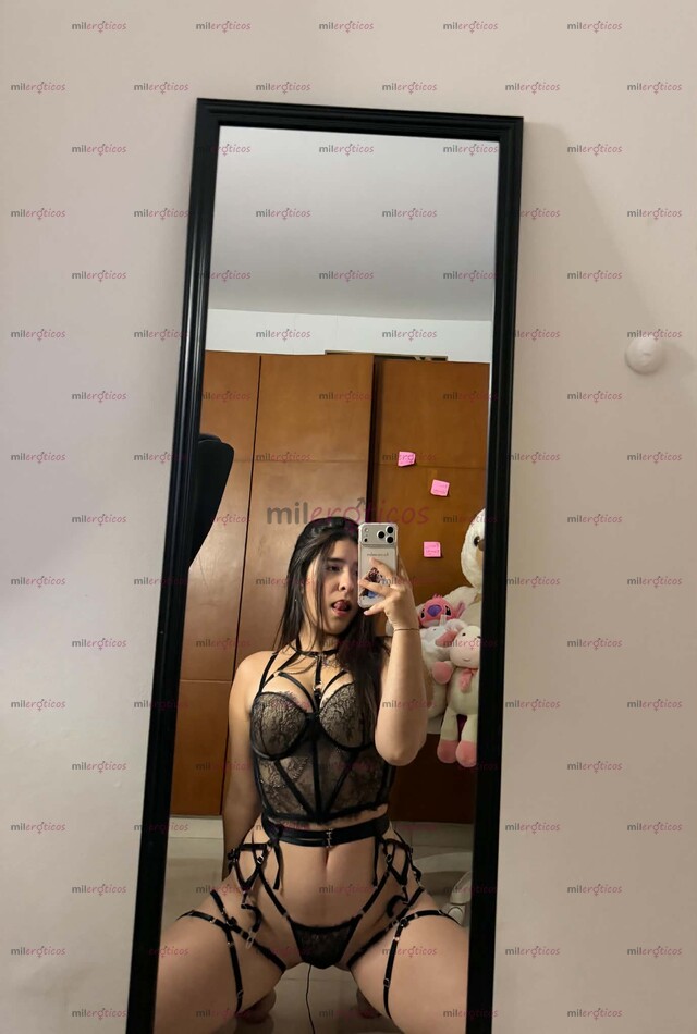 FOTOS DE SOY MIA NAZA UNA CHICA CALIENTE, DIVERTIDA INTREPIDA HARE TUS FANTASIAS REALIDAD