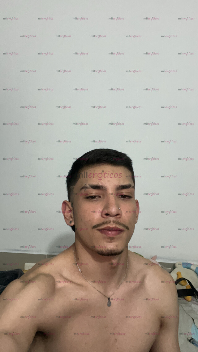 FOTOS DE POLLO VERGON, CALIENTE Y VARONIL DISPUESTO A COMPLACERTE