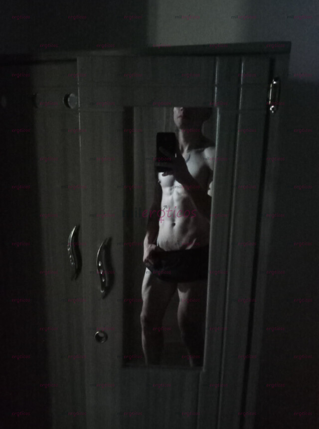FOTOS DE JOVEN MUY CALIENTE DE 23 AÑOS, DEMASIADO COMPLACIENTE !!