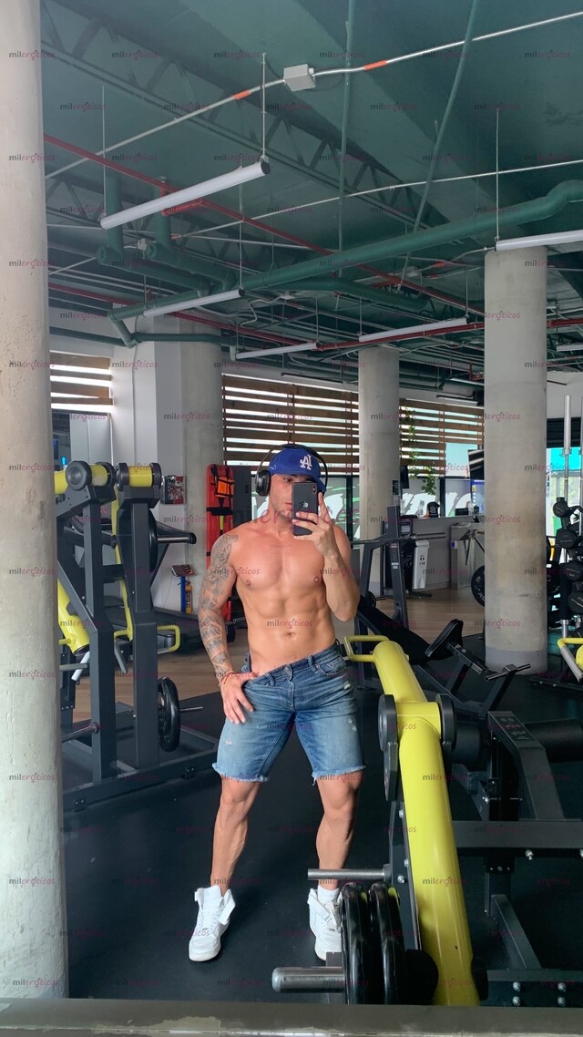 FOTOS DE SCORT GAY VERSÁTIL MODELO Y FITNESS EN TU CIUDAD